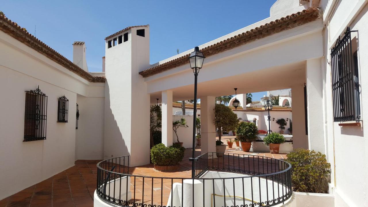 K105 Cabopino Apartment Marbella Exterior photo